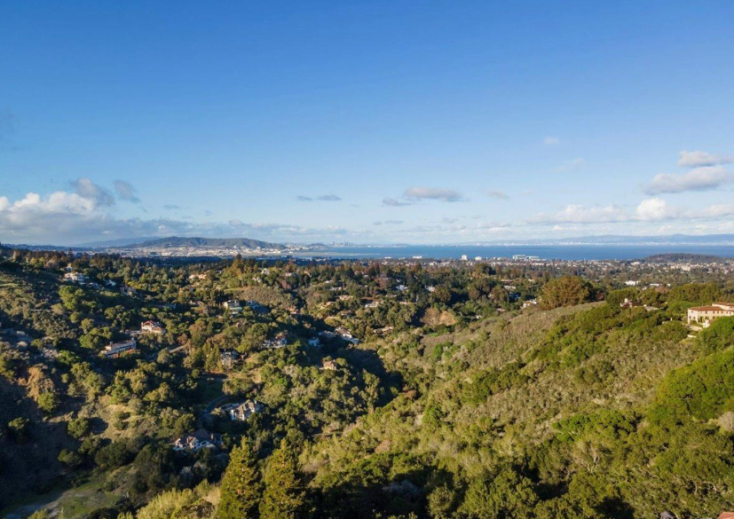 Neighborhood Neighborhood-1